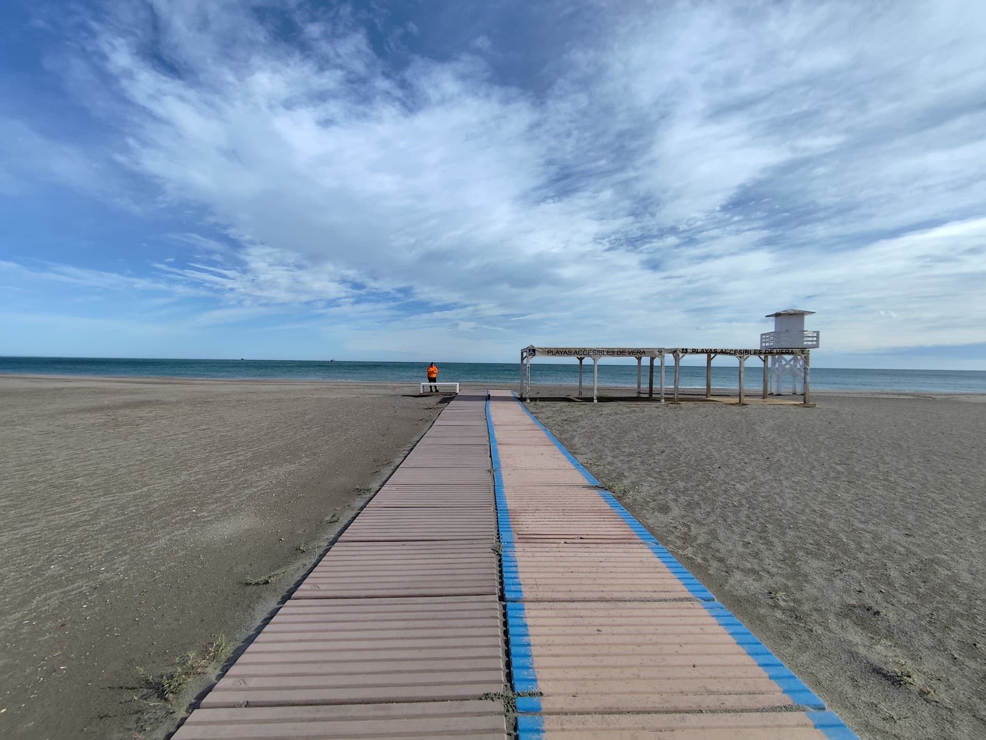 Playa Vera - Thumbnail 2