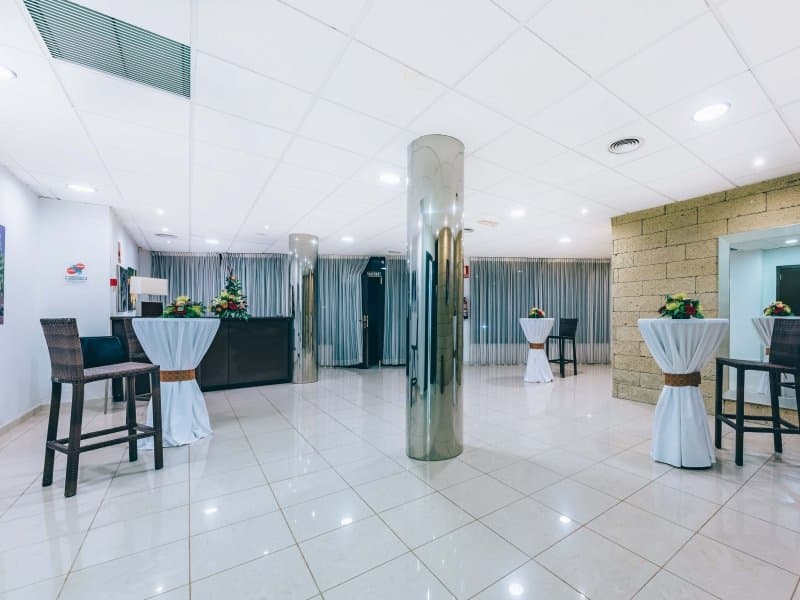 Royal Park Albatros - Thumbnail 2